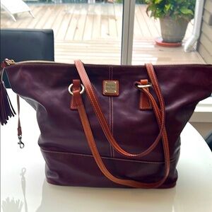 Dooney Bourke Luxurious Brown Leather Tote with Textured Finish
